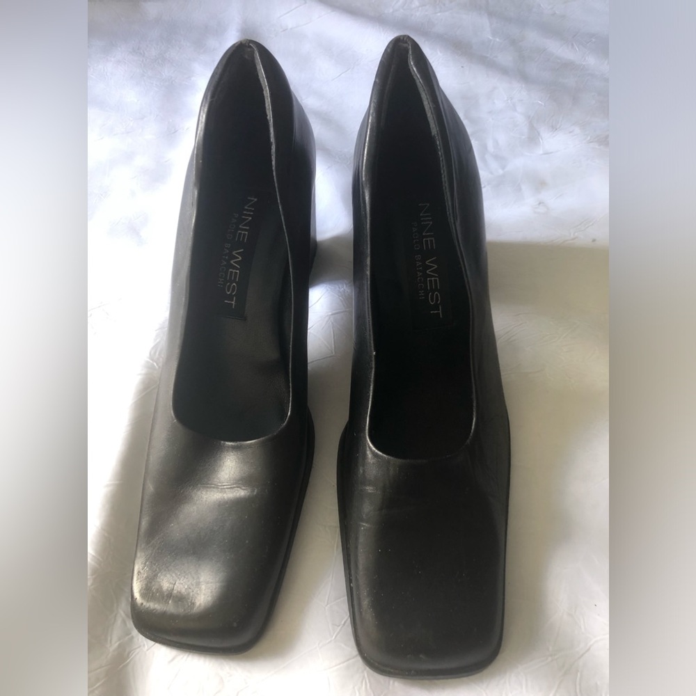 Nine West by Paola Batacchi Black Square Toe Block Heeled Leather Pumps, size 8